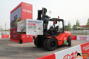 BICES 2025展台直击：中力构建全场景绿色搬运生态