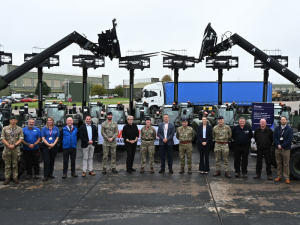 Amey为英国武装部队交付交付曼尼通越野叉车