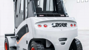 油改电， Carer 14 吨锂电叉车替换荷兰物流巨头最后一台油车！