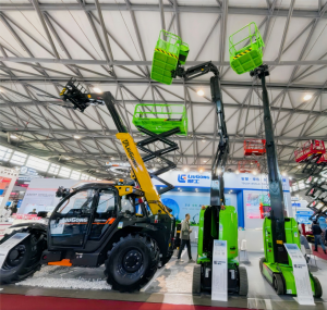 柳工设备亮相2025亚洲国际高空作业机械展览会