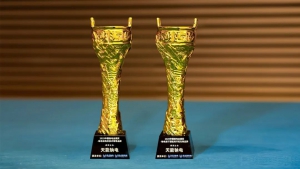 在这场行业盛会上，天能钠电连捧两座“金鼎”