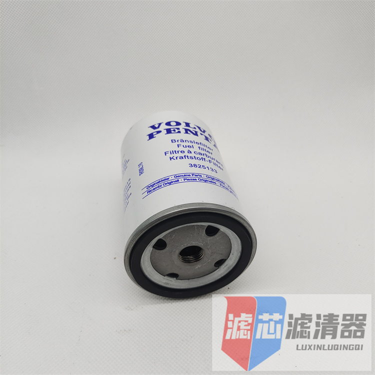 3825778-8沃尔沃空气滤清器