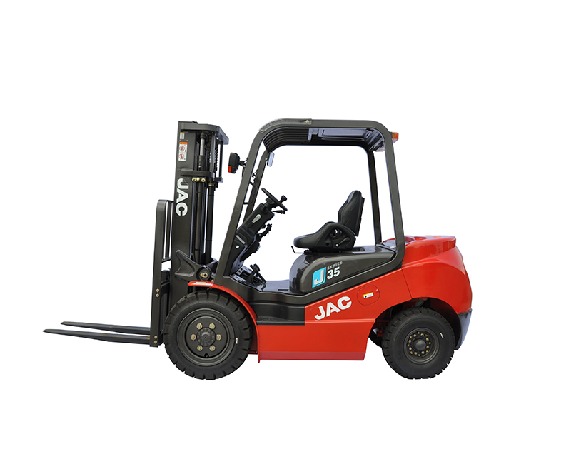 江淮：J系列3.5吨内燃平衡重叉车