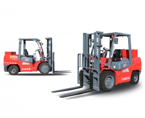 江淮：3.8吨出租搬运专用车