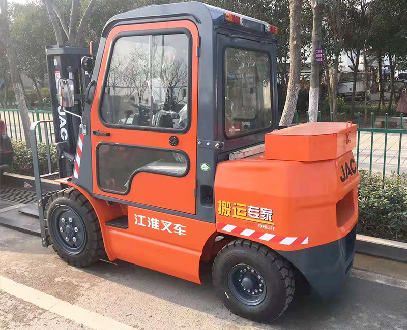 江淮：配驾驶室（内燃）