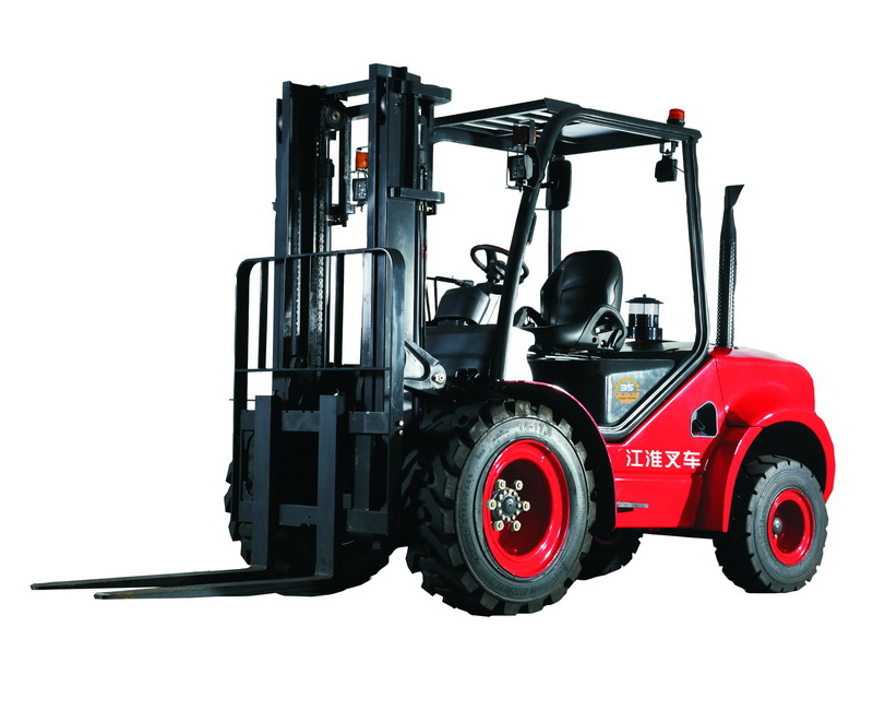 江淮：3.5-4.5吨越野叉车