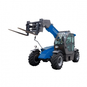 临晟：FT30 - 3吨伸缩臂叉车