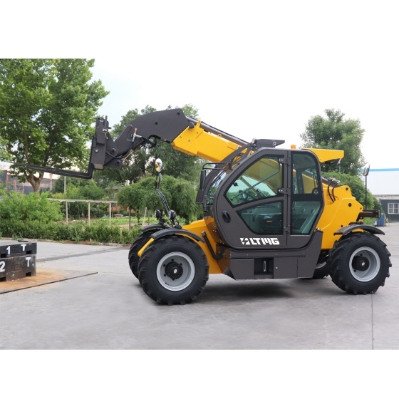 临晟：FT30 - 3吨伸缩臂叉车