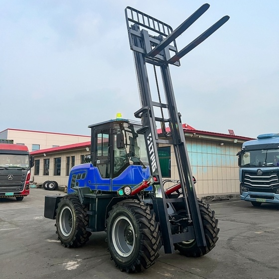 临晟：LTR50 - 5吨越野叉车（前轮转向）