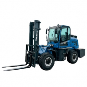 临晟：LTR40 - 4吨越野叉车（前轮转向）