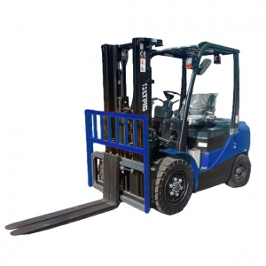 临晟：FG30 - 3 吨 LPG/汽油叉车