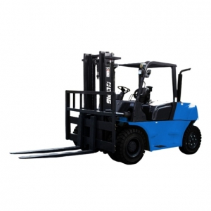 临晟：FD50 - 5 吨柴油叉车(小型）