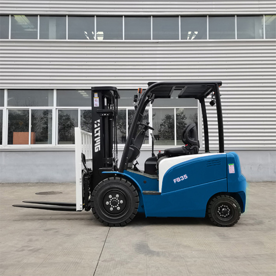 临晟：FB35 - 3.5 吨电动叉车（铅酸电池）