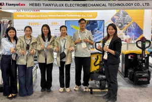 出海三连击！天宇力士MODEX 2026 全地形电动叉车亮相北美物流圈