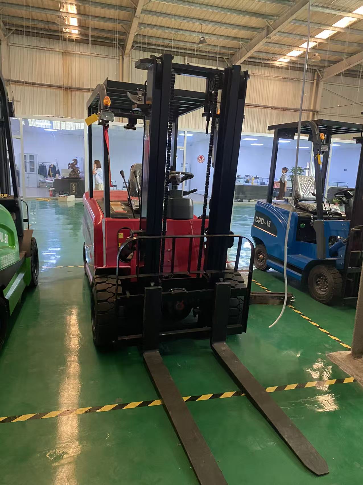 铭盛重工3.5T电动叉车