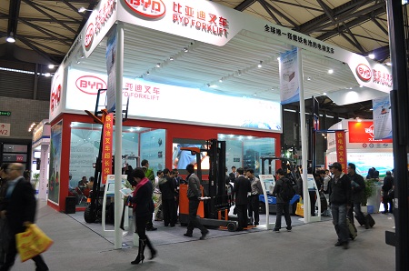 比亚迪铁电叉车成2012上海CEMAT物流展焦点