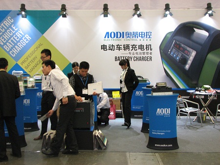 奥蒂携新品全封闭电控设备参展2012上海CEMAT国际物流展