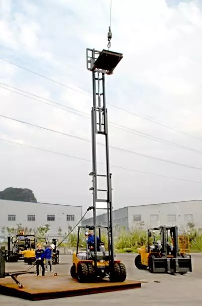国内领先 柳工成功研制8.5m高门架叉车