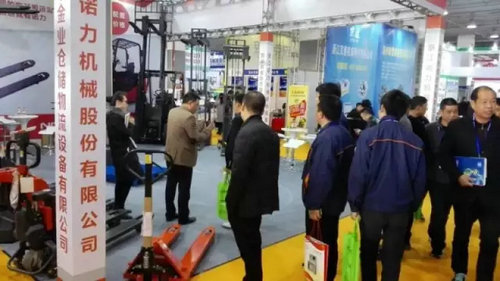 诺力机械亮相温博会、成都特许展，多款物流装备大放异彩