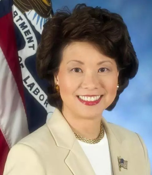 赵小兰被四位美国总统青睐，看了她的演讲你就知道原因