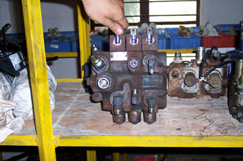 多路阀 1.5T  2T  2.5T 3T