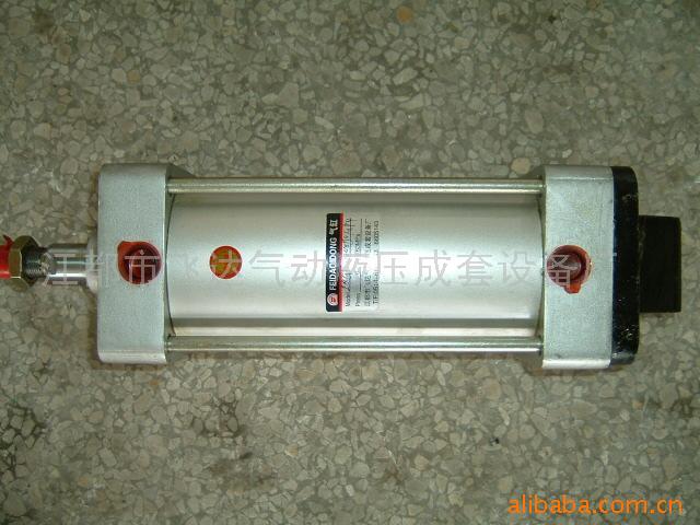 气缸