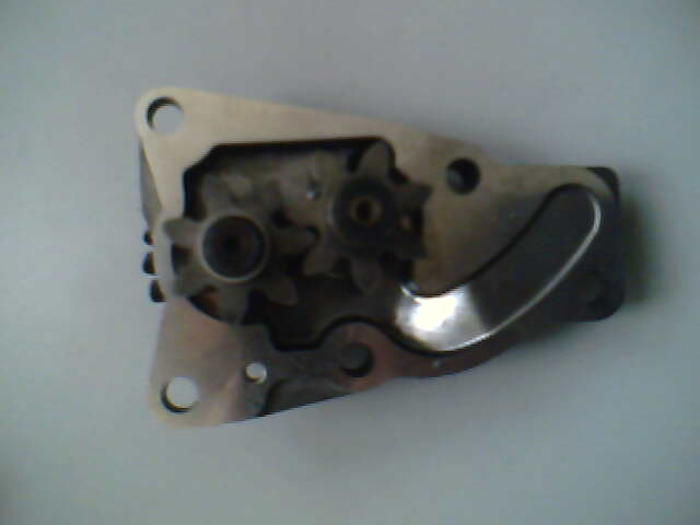 机油泵 小松6D95L