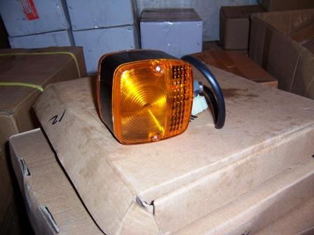 尾灯 大灯 小灯 7F 5F