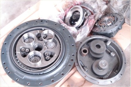 小松操作系统配件，小松制动器总成 PC200/300/400/650