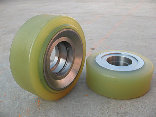 专业电动叉车聚氨酯轮胎 品种规格齐全 电动叉车轮胎型号规格齐全