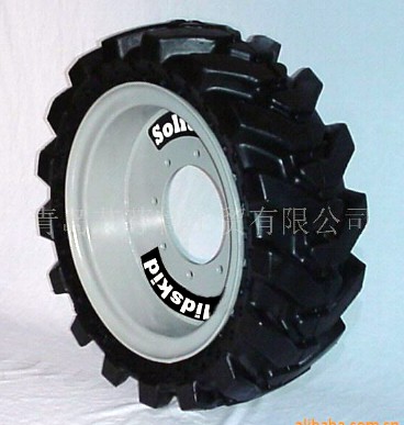 31*6*10和33*6*11装载机实心胎 31*6*10和33*6*11