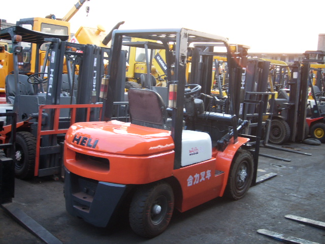 叉车实心胎 500-8，600-9，650-10，700-9，700-12，825-12，825-15900-20，650-10等等