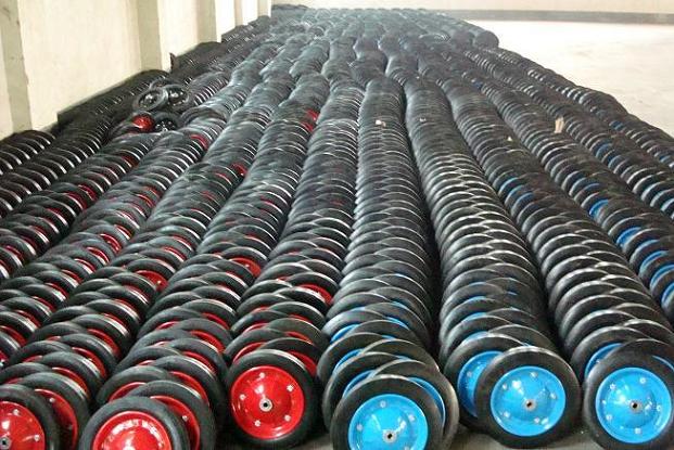 叉车轮胎 500-8，600-9，650-10，700-9，700-12，825-12，825-15900-20，650-10等等