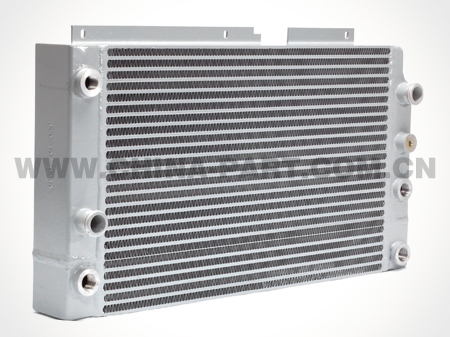 林德叉车配件,散热器 3511070500/3511070505/3511070504/3511070511/3521070500/3501070550