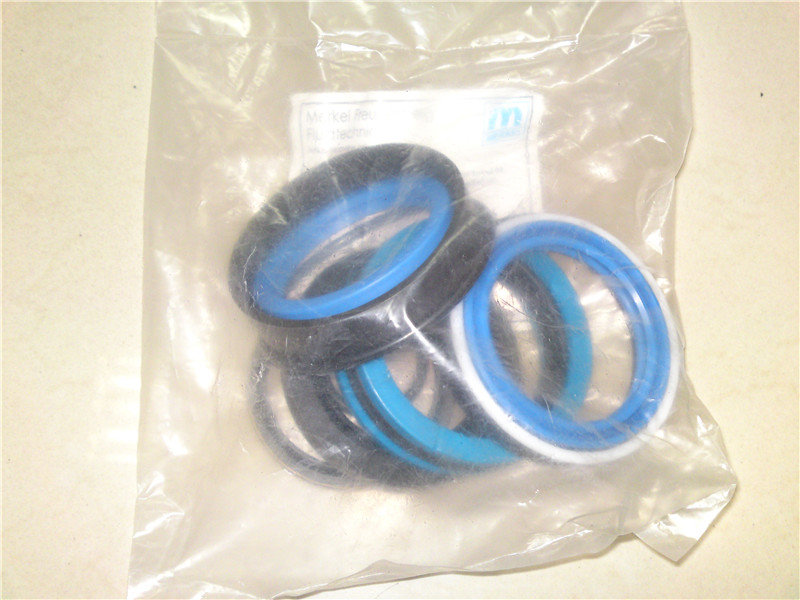 配制卡尔玛、科尼港口机械修理包 齐全