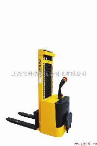 钦州叉车供应 FD30