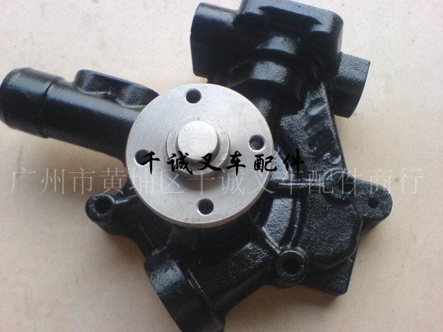小松叉车配件水泵 4D94E