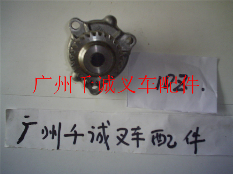 丰田叉车配件1DZ机油泵