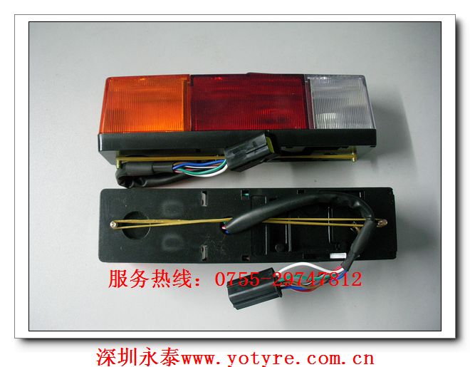 力至优叉车配件 力至优平衡重式叉车后尾灯 叉车配件 FB