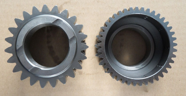 倒档齿轮，前进档齿轮，输出齿轮 台励福