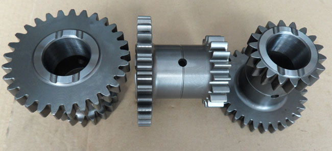 主轴，主动轴，双联齿轮 中南