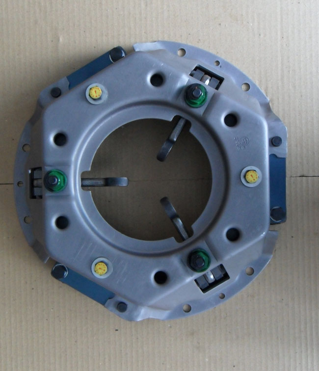 三爪压盘，四爪压盘。三爪压盘带圆盘 TCM