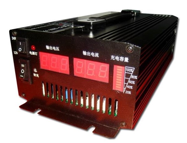全智能充电器 dyt24v15a-cd