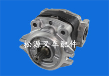 4D94E叉车液压泵(图) 供应小松叉车配件 4D94E