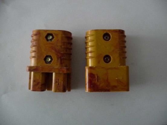 电动堆高车电动托盘车胶木插接器