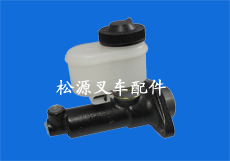 叉车配件 刹车总泵(17108) 三菱叉车配件 广东省广州市花都区叉车配件 17108