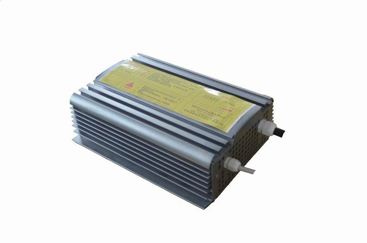 车载式全自动脉冲充电机 LC-9CG