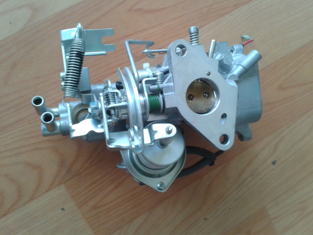 小松叉车K25化油器