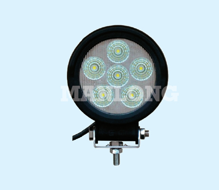 LED 908 8-32V