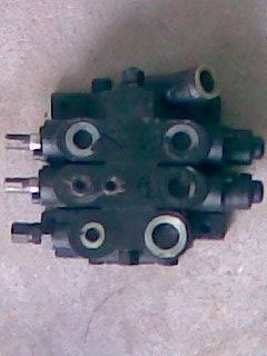 厦门、北京现代叉车多路换向阀 CDA4-F15多路换向阀